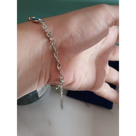 Titanic Heart of the Ocean Blue Heart Bracelet Purchased at Attraction Gift Shop - Picture 12 of 16